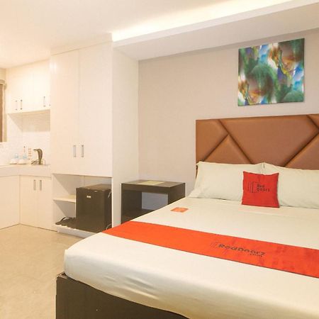 Reddoorz Plus At Seventy Five Inn Near Manila Airport Paranaque City Dış mekan fotoğraf