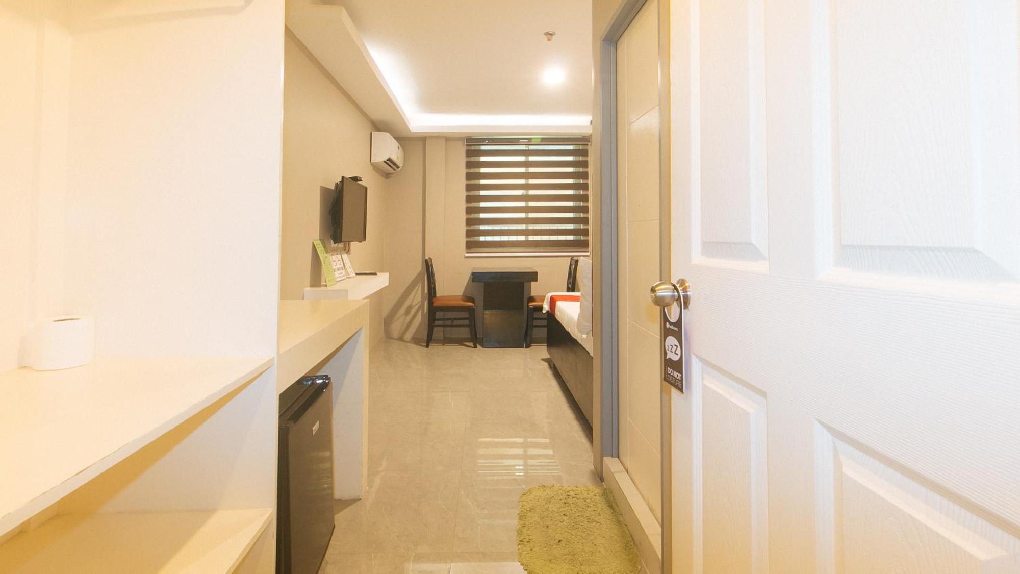 Reddoorz Plus At Seventy Five Inn Near Manila Airport Paranaque City Dış mekan fotoğraf