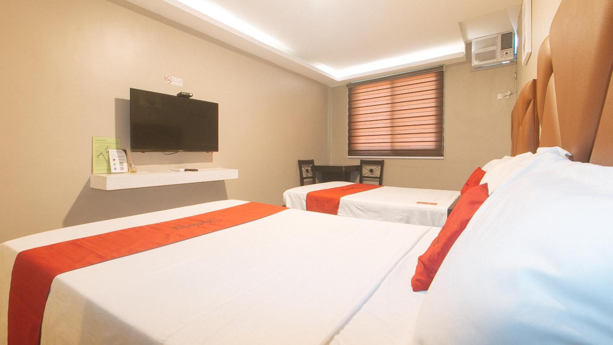 Reddoorz Plus At Seventy Five Inn Near Manila Airport Paranaque City Dış mekan fotoğraf
